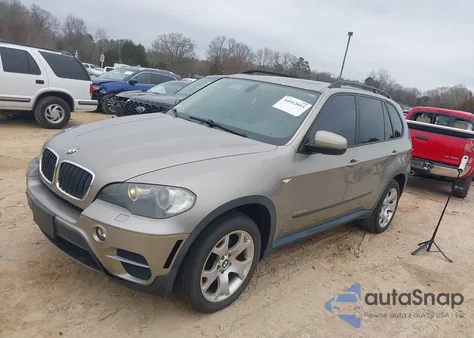 2011 BMW X5 xDrive35I/xDrive35I Premium/xDrive35I Sport Activity z USA, uszkodzony, nr VIN 5UXZV4C57BL405117